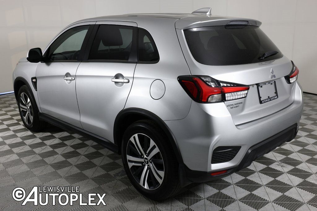 2025 Mitsubishi Outlander Sport ES - Photo 7