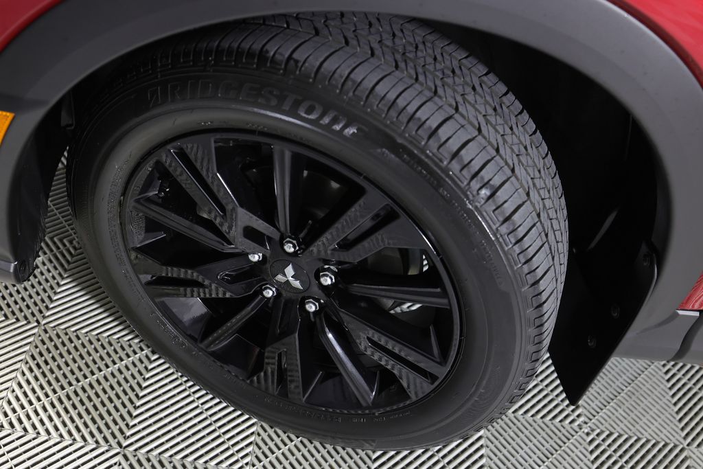 2026 Mitsubishi Eclipse Cross LE - Photo 37