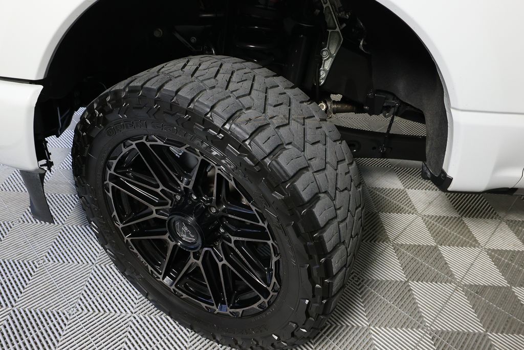 2025 Ford F-250 Super Duty Platinum - Photo 44