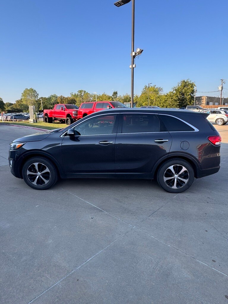 2016 Kia Sorento EX photo 3