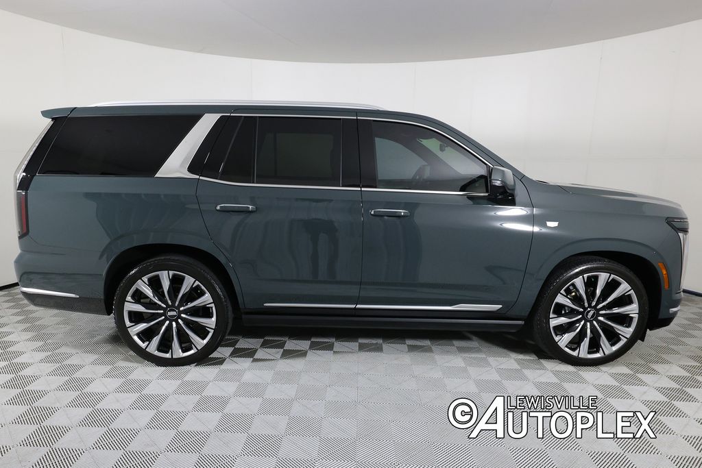 2026 Cadillac Escalade Luxury - Photo 4