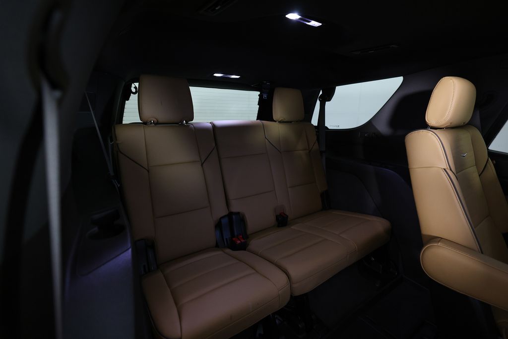 2026 Cadillac Escalade Luxury - Photo 12