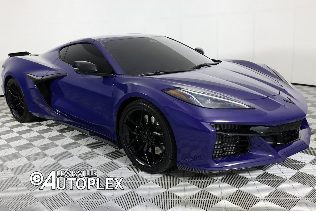 2025 Chevrolet Corvette Z06 2LZ photo 3