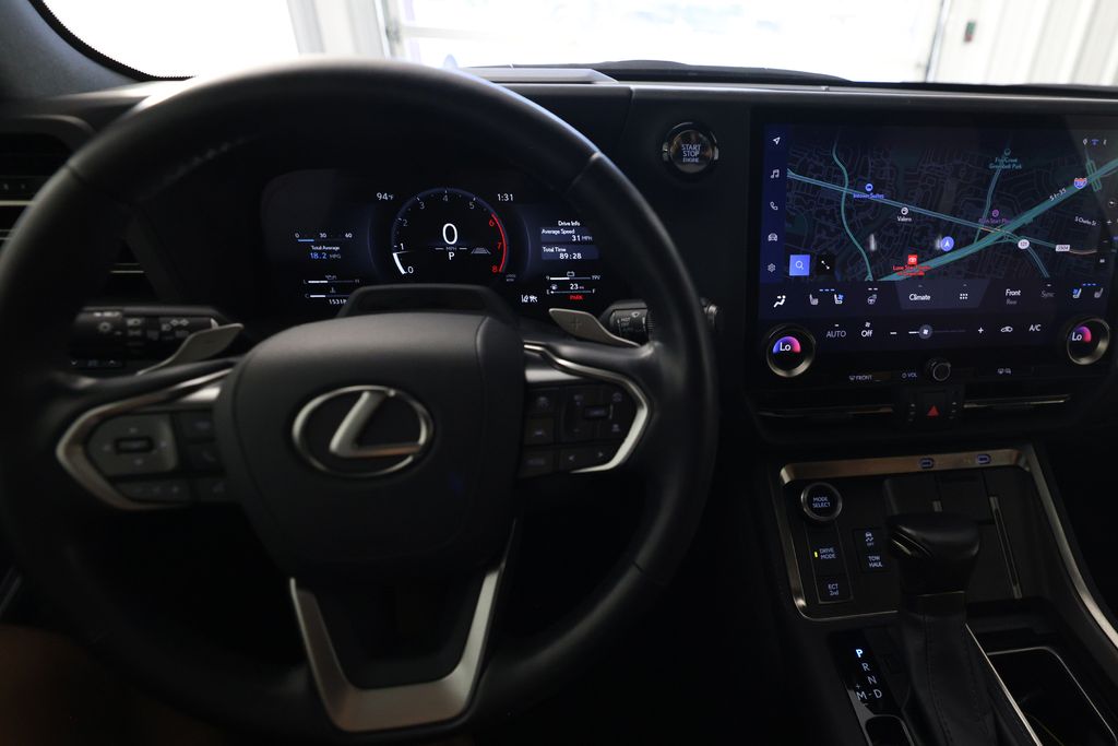2024 Lexus GX Premium+ - Photo 19