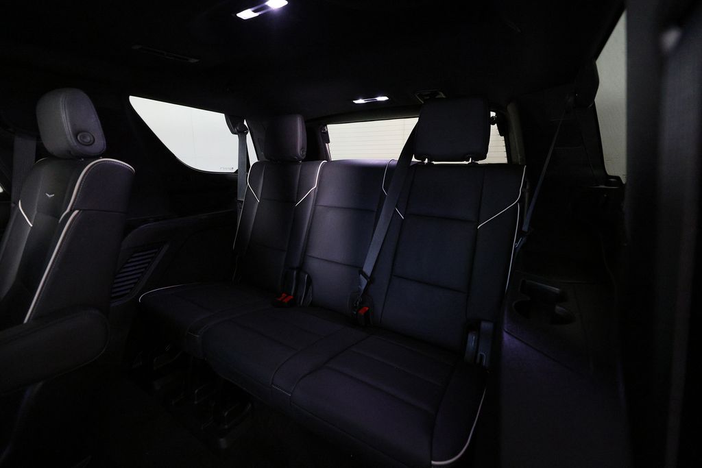2022 Cadillac Escalade Premium Luxury - Photo 15