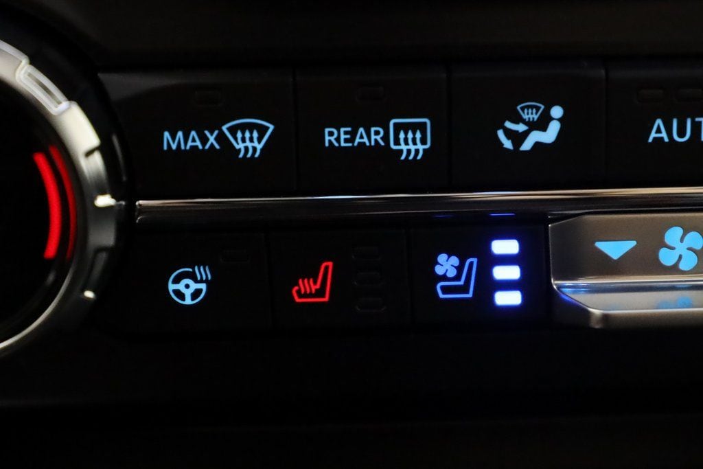 2025 Ford F-250 Super Duty Platinum - Photo 39