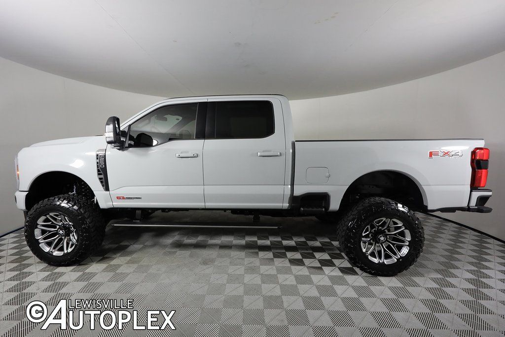 2025 Ford F-250 Super Duty Platinum - Photo 9