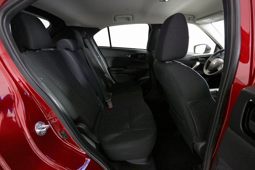 2025 Mitsubishi Eclipse Cross ES - Photo 11