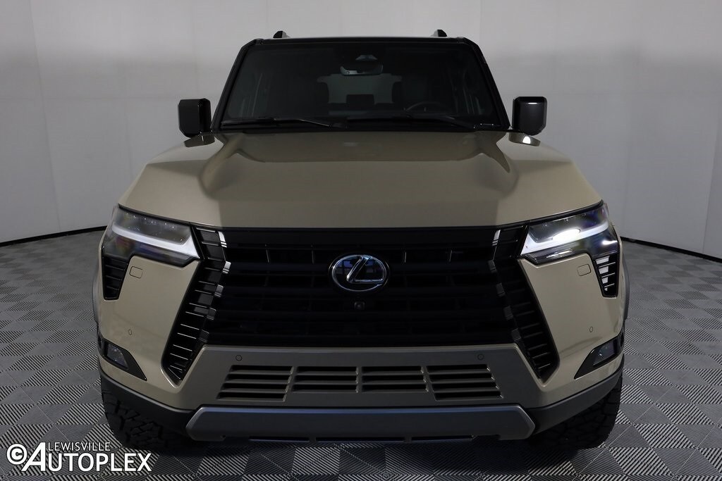 2024 Lexus GX 550 Overtrail photo 2