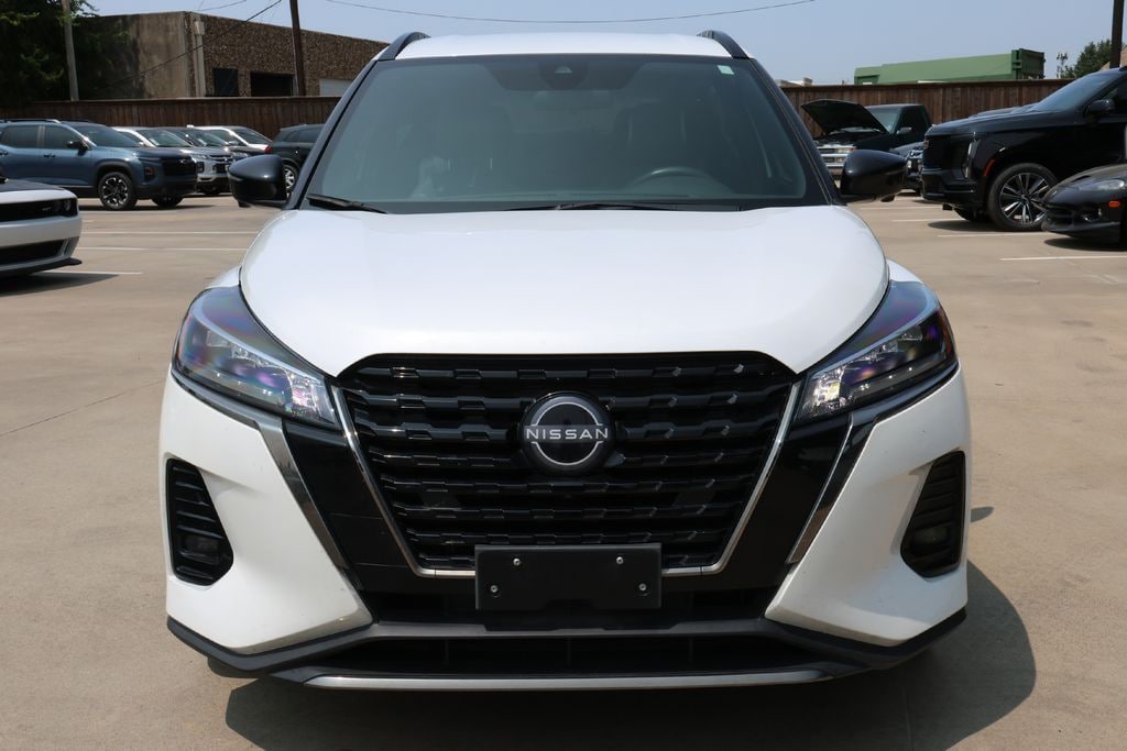 Used 2023 Nissan Kicks SR SUV