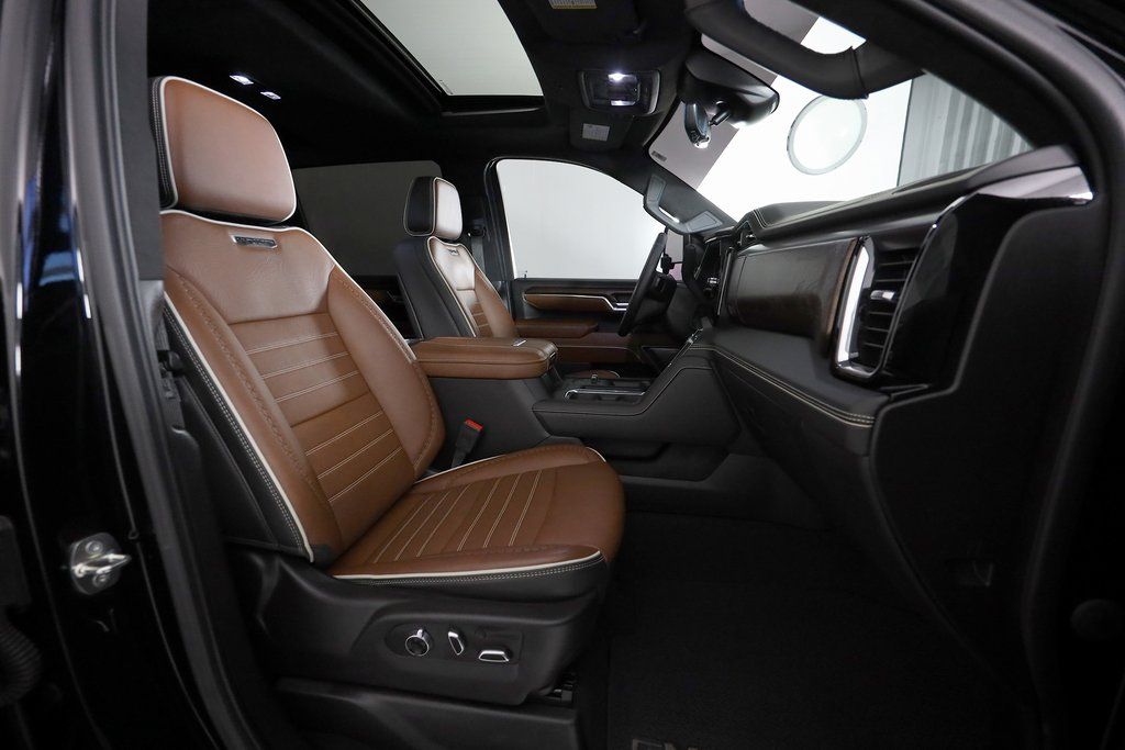 2024 GMC Sierra 3500HD Denali Ultimate - Photo 12