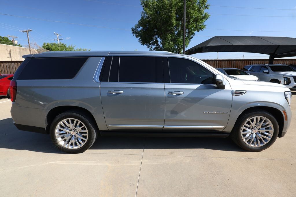 Used 2025 GMC Yukon XL Denali SUV