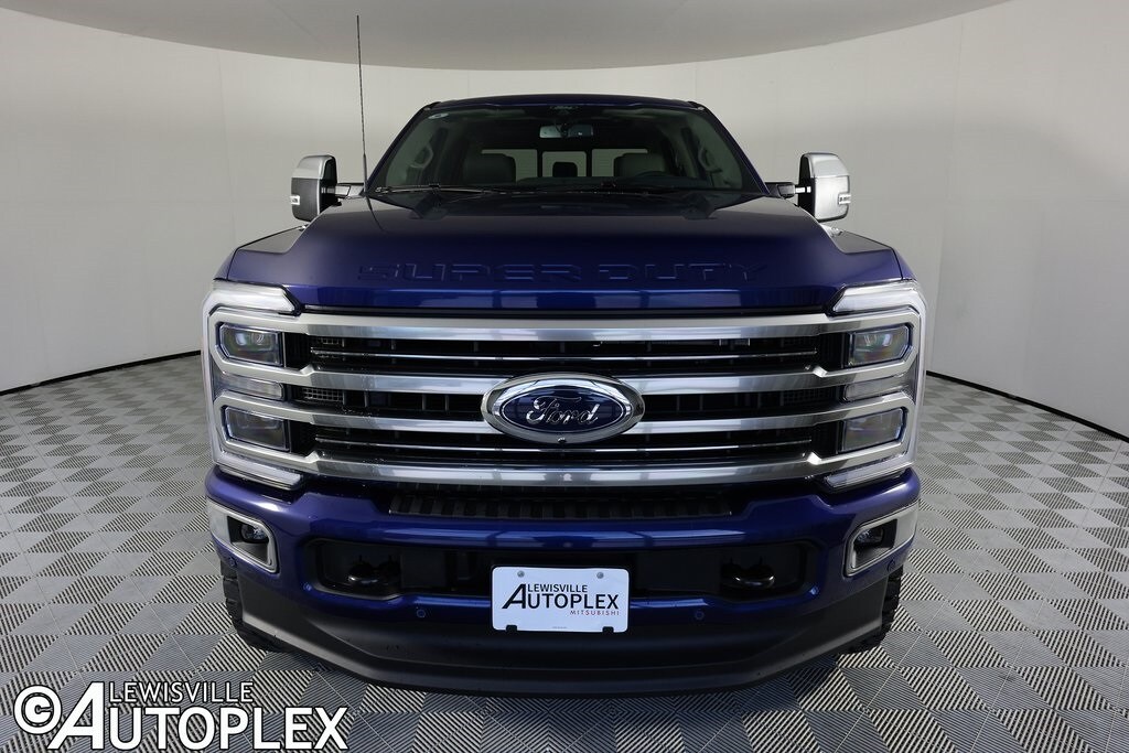 2026 Ford F-250 Platinum photo 2