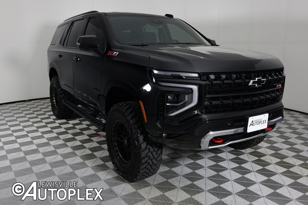 2026 Chevrolet Tahoe Z71 photo 2