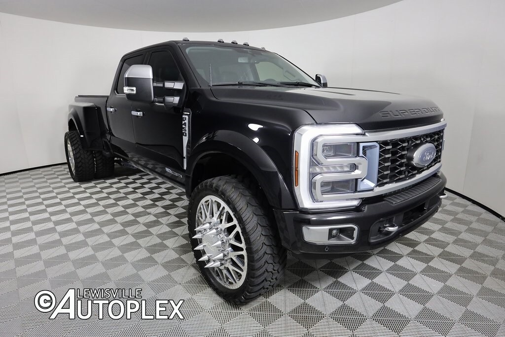 2024 Ford F-450 Limited photo 3