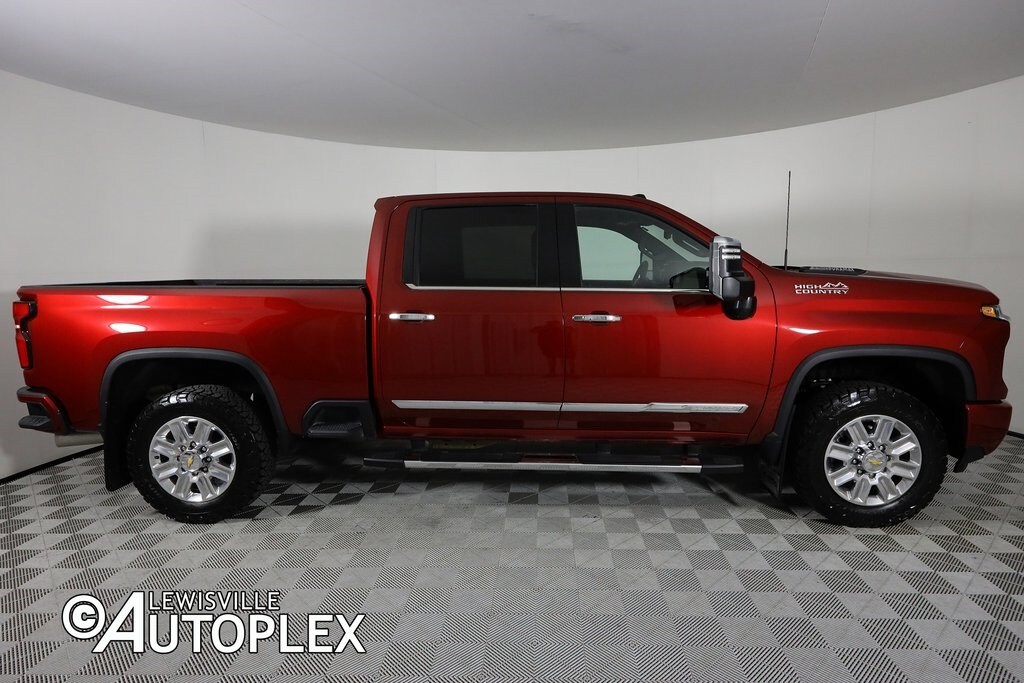 2025 Chevrolet Silverado 2500HD High Country photo 4