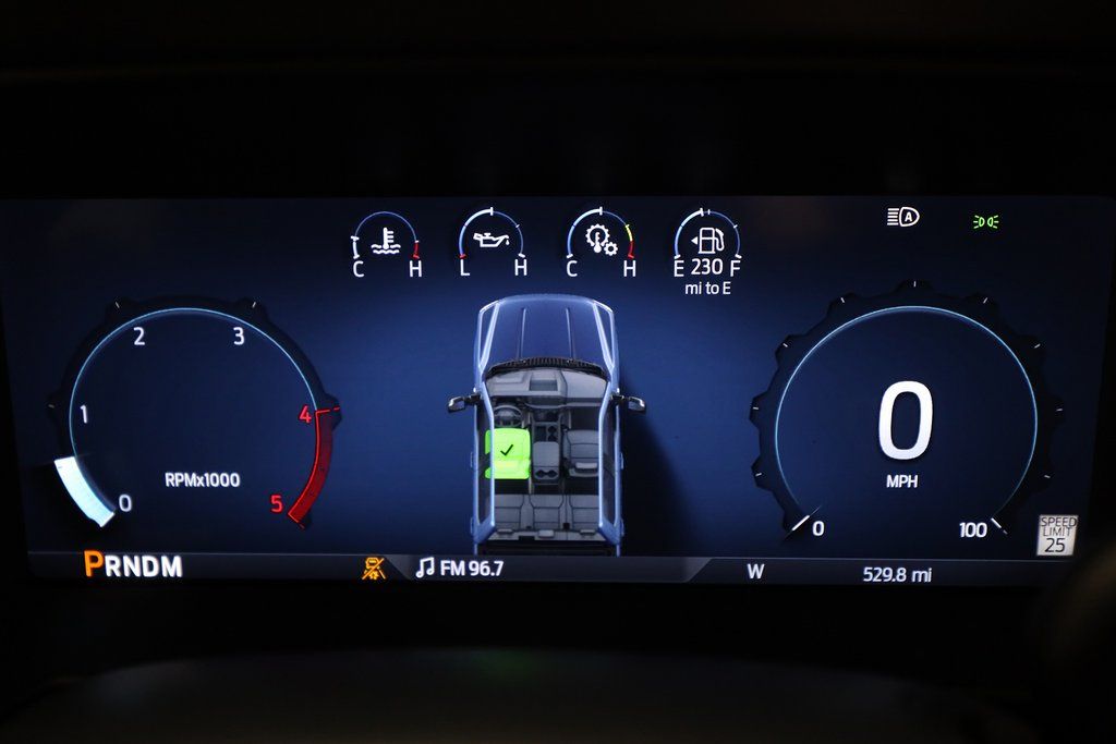 2025 Ford F-250 Super Duty Platinum - Photo 22