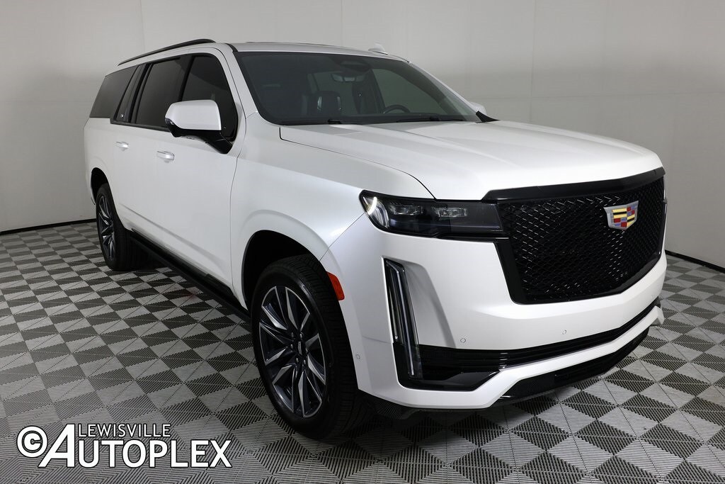 2023 Cadillac Escalade ESV Sport Platinum photo 3