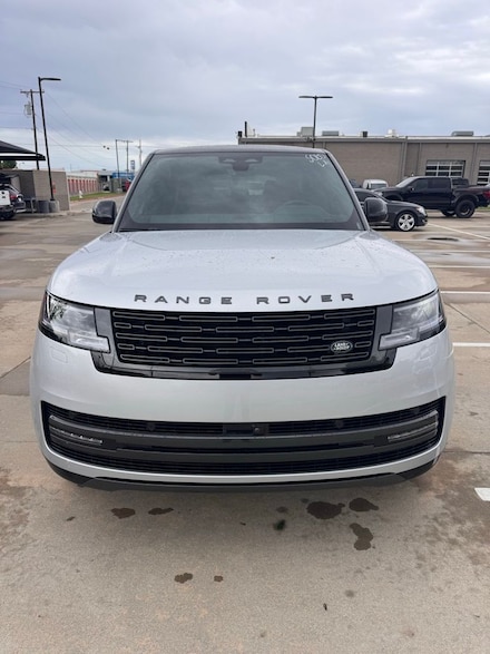2025 Land Rover Range Rover SUV SE