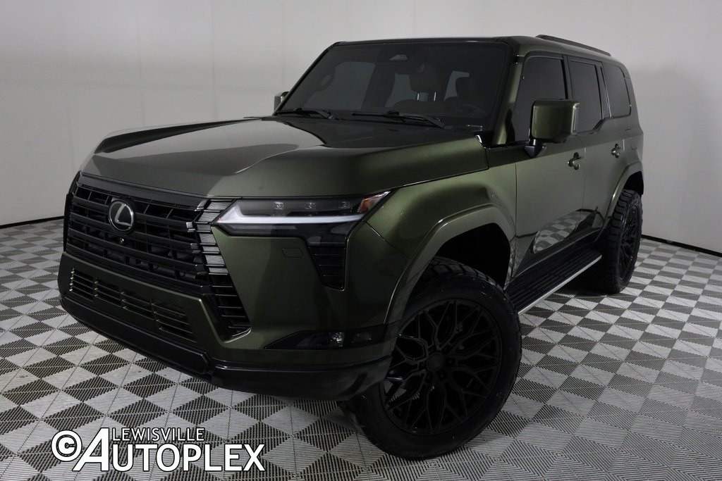 2025 Lexus GX Luxury's photo