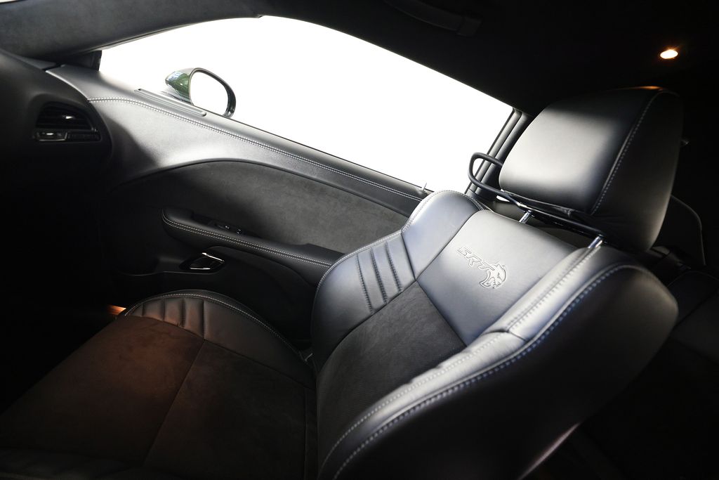 2023 Dodge Challenger SRT - Photo 33