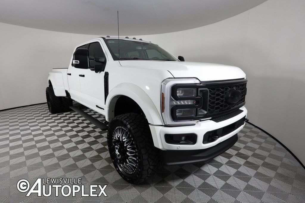 Used 2025 Ford F-450 Platinum Plus Truck