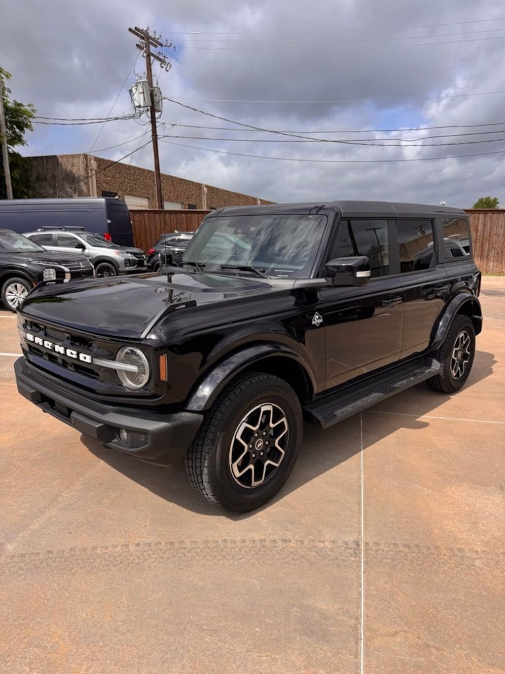 Used 2025 Ford Bronco Outer Banks SUV