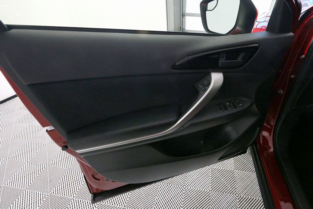 2025 Mitsubishi Eclipse Cross ES - Photo 13