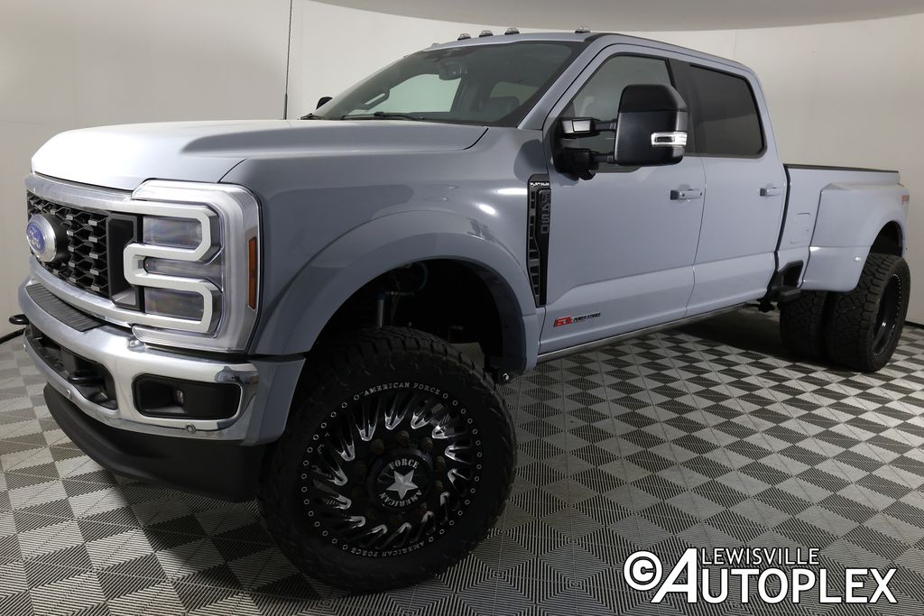 2025 Ford F-450 Platinum 4x4 Crew Cab 8' Box DRW's photo