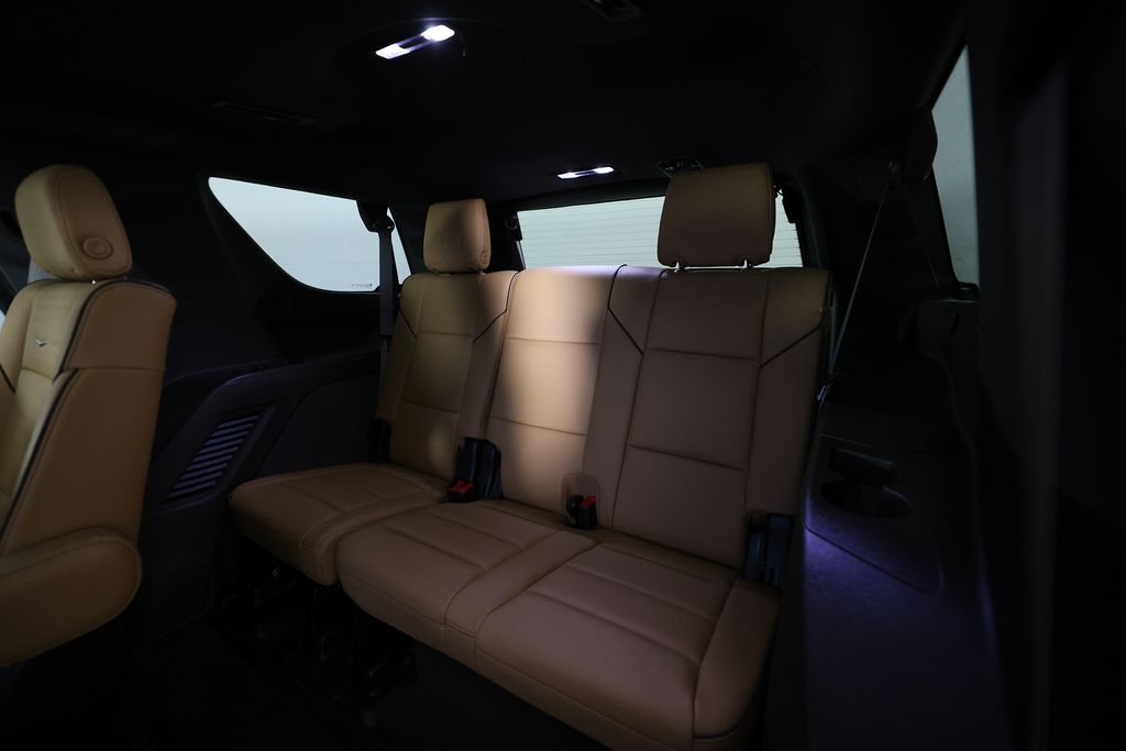 2026 Cadillac Escalade Luxury - Photo 14