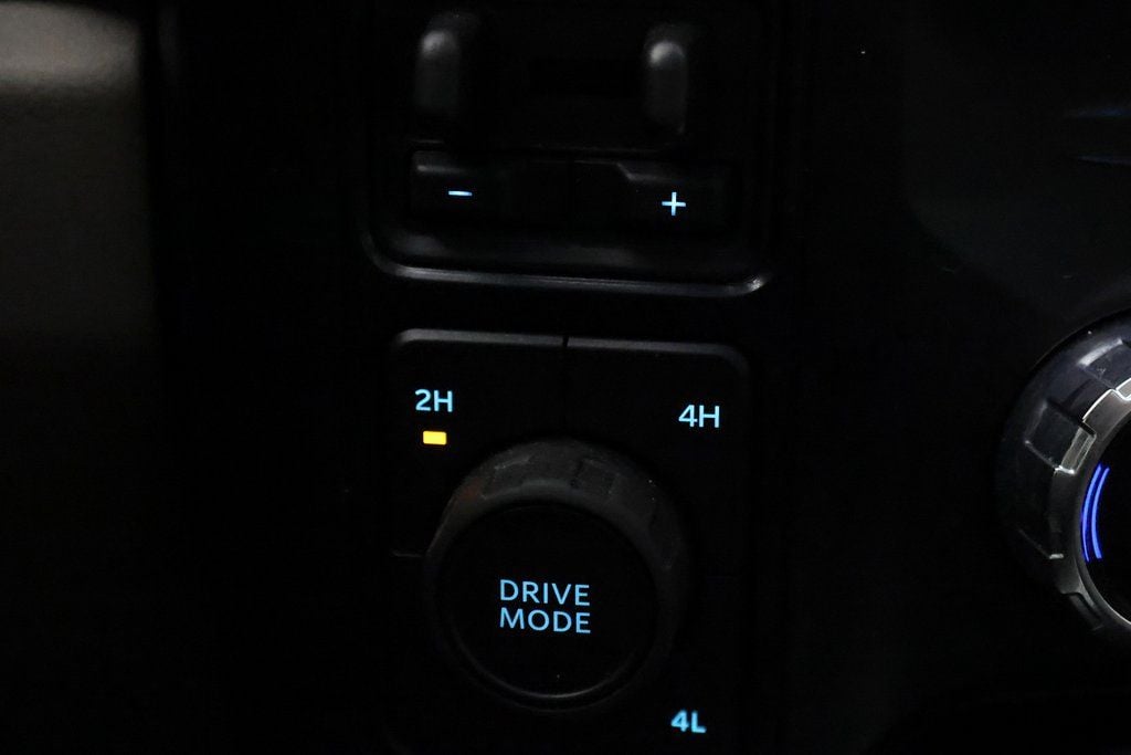 2025 Ford F-350 Super Duty Platinum - Photo 22