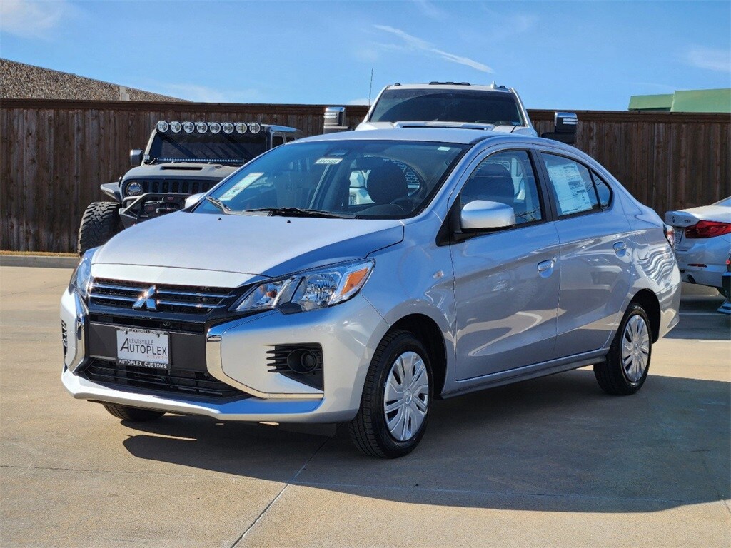 2024 Mitsubishi Mirage G4 ES photo 2