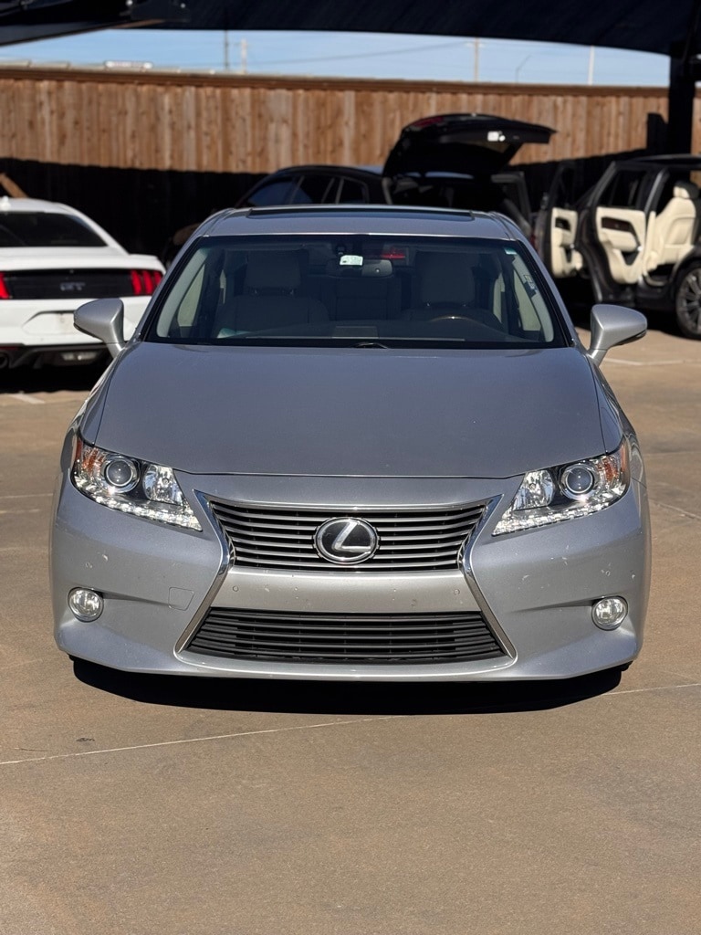 2014 Lexus ES 350's photo