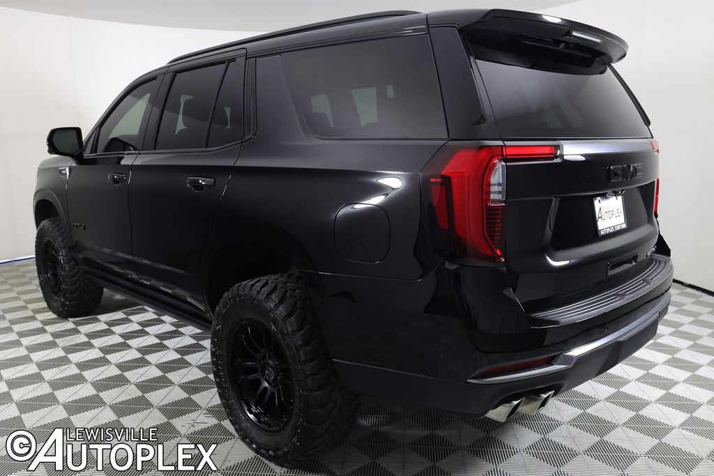 2025 GMC Yukon AT4 - Photo 7