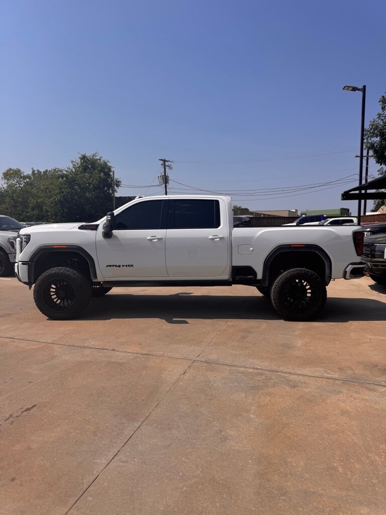 2025 Gmc Sierra 2500 HD AT4 photo 2