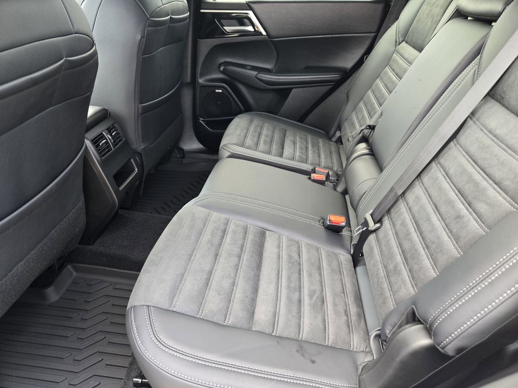 2025 Mitsubishi Outlander Trail Edition - Photo 19