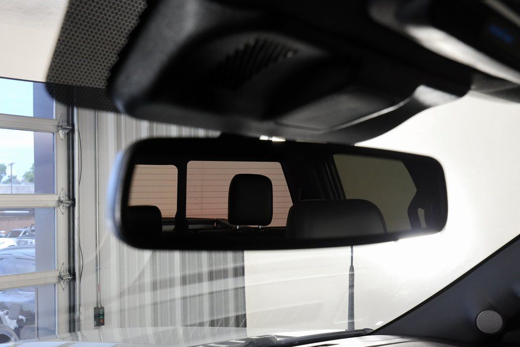 2025 Ford F-250 Super Duty Platinum - Photo 25