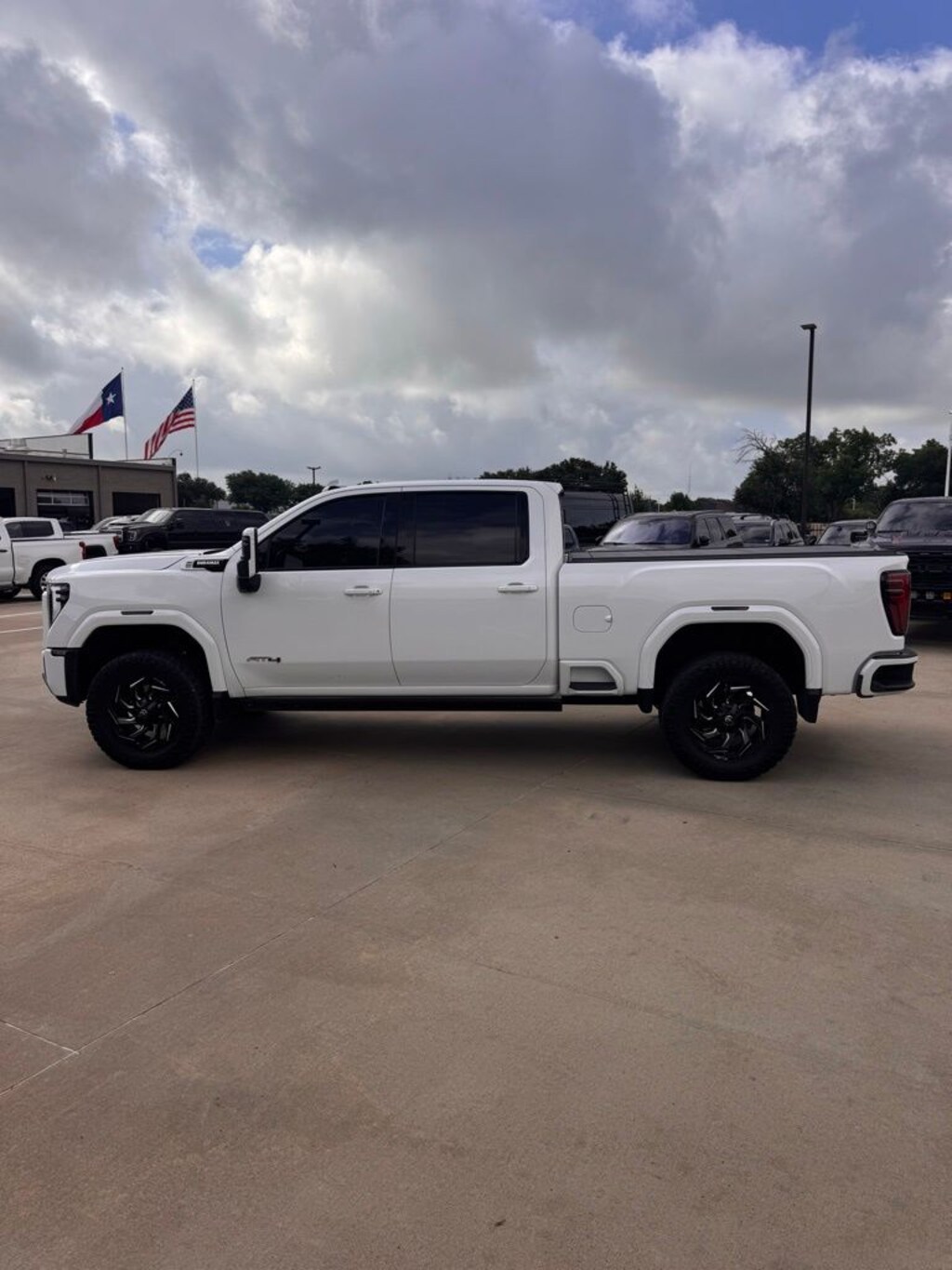 Used 2024 GMC Sierra 2500 HD AT4 Truck