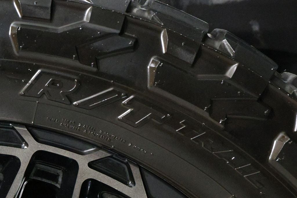 2025 Ford F-250 Super Duty Platinum - Photo 52