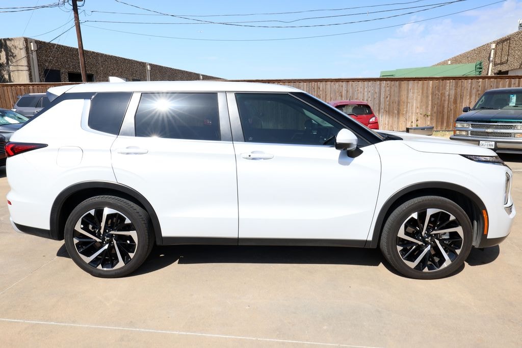 Used 2024 Mitsubishi Outlander SE SUV