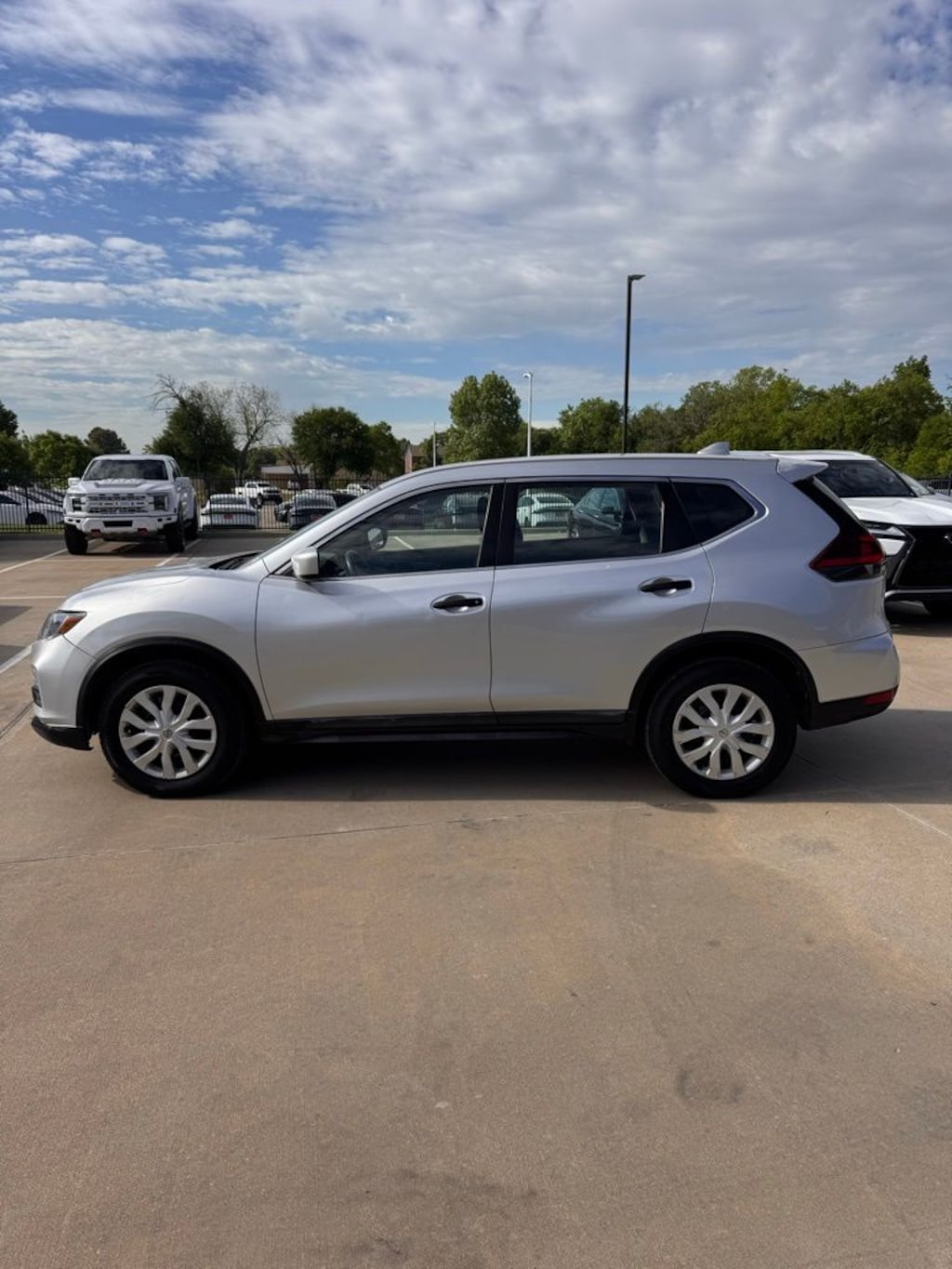 Used 2019 Nissan Rogue S SUV