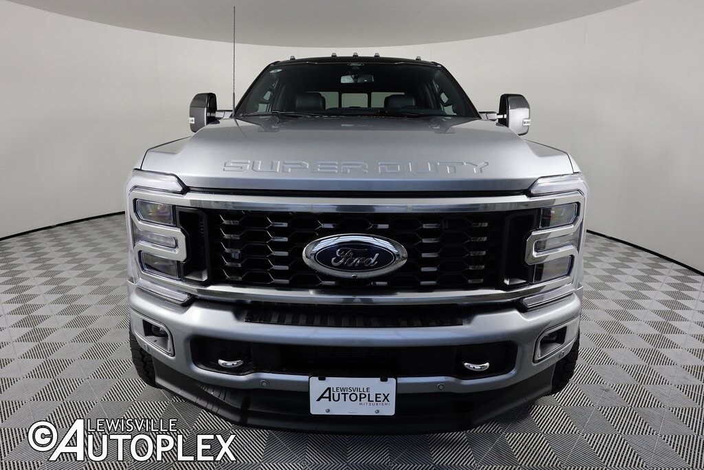 2024 Ford F-450 Platinum photo 2
