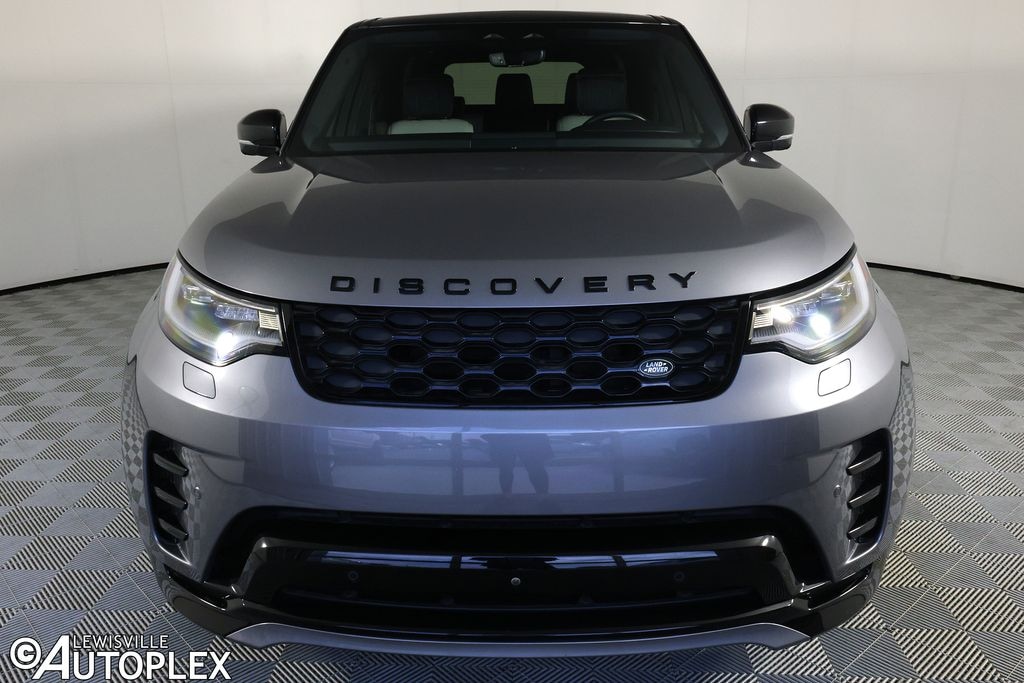 Used 2024 Land Rover Discovery Dynamic SE SUV
