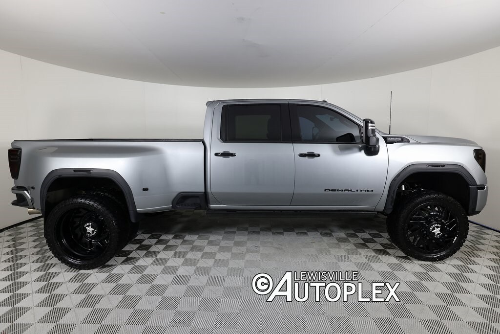 2024 Gmc Sierra 3500 HD Denali Ultimate photo 4