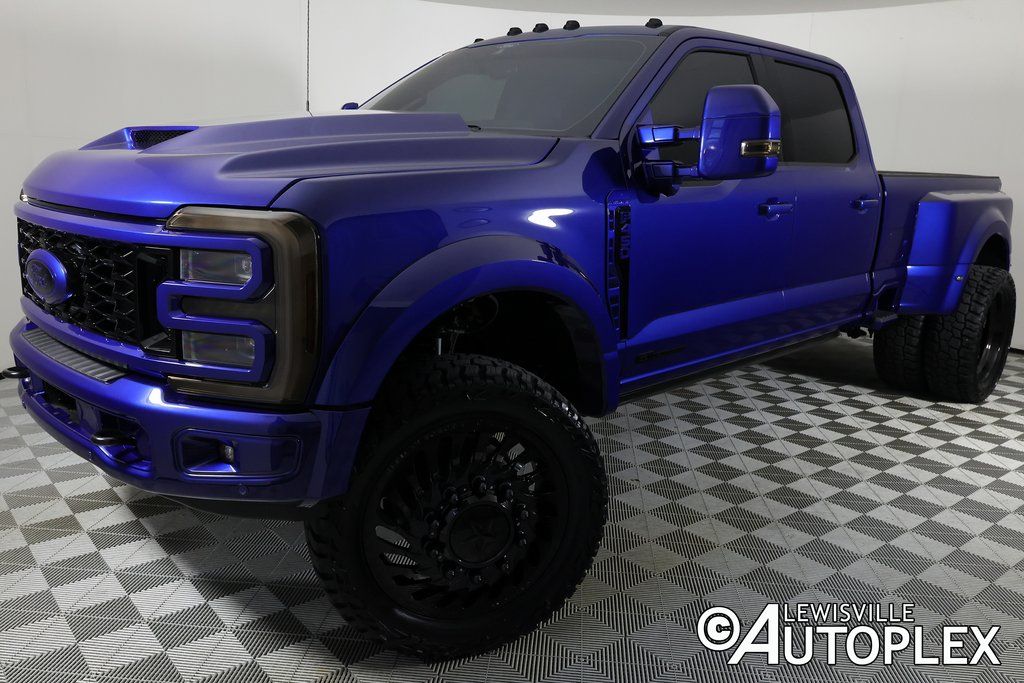 2026 Ford F-450 Super Duty Platinum