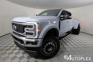 2025 Ford F-450 Truck Platinum