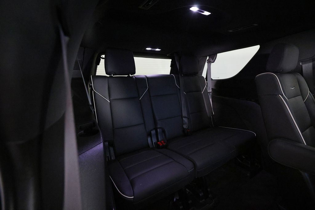 2022 Cadillac Escalade Premium Luxury - Photo 12