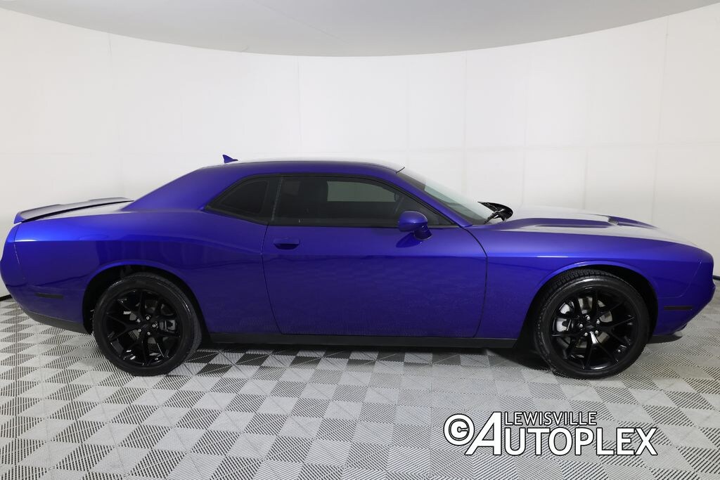 Used 2022 Dodge Challenger SXT Coupe