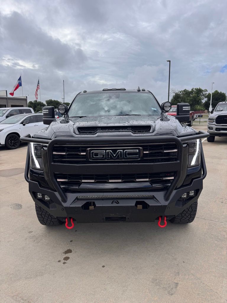 2024 GMC Sierra 4WD Crew Cab Standard Box AT4X's photo