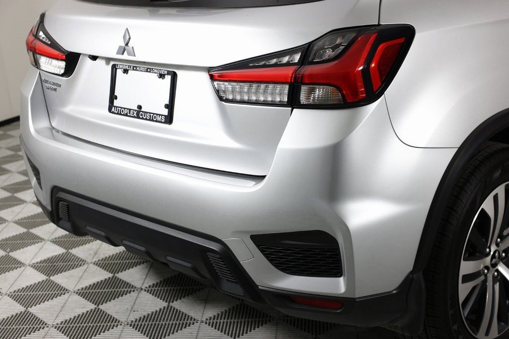 2025 Mitsubishi Outlander Sport ES - Photo 35